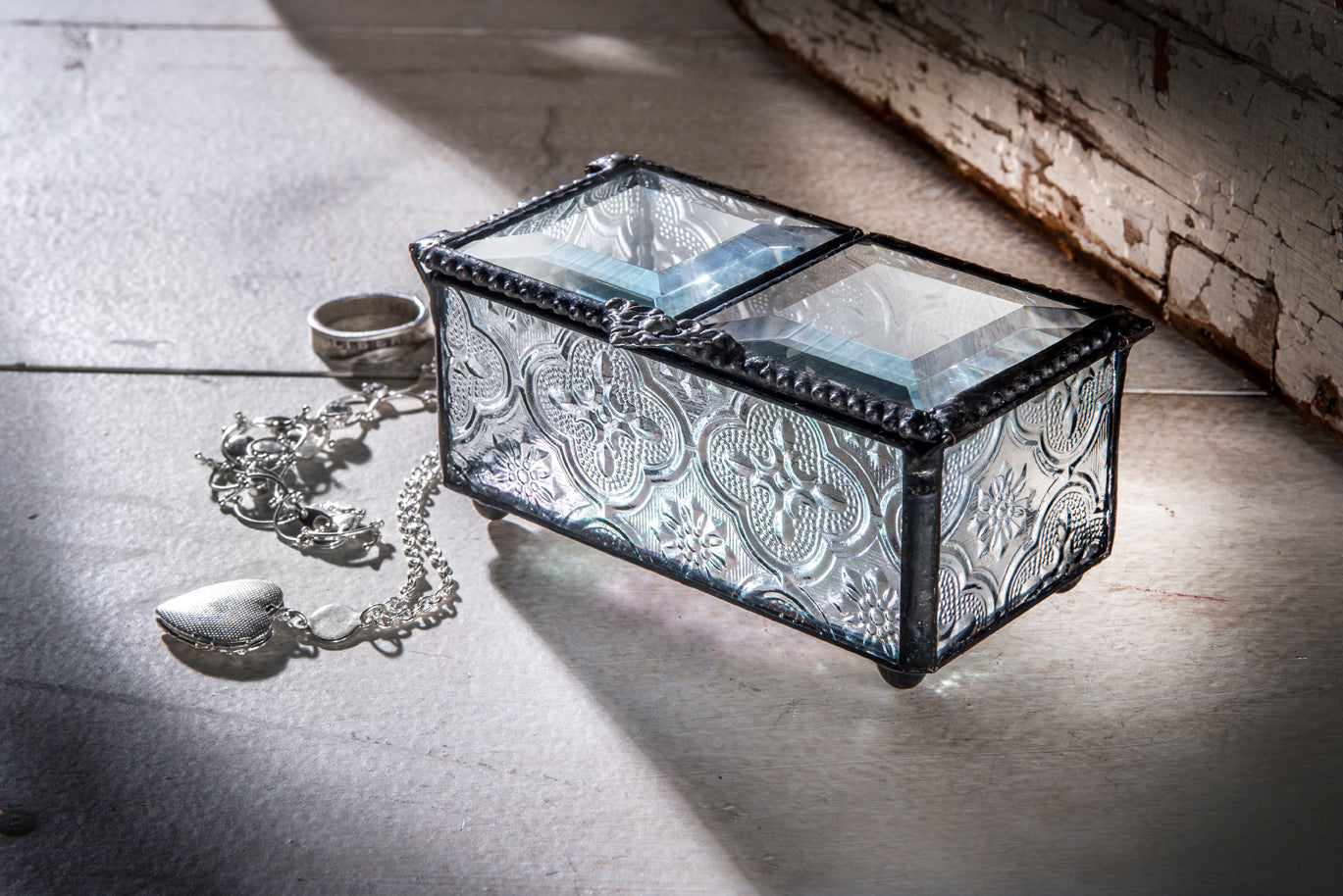 Glass Jewelry Boxes Online - J Devlin Glass Art