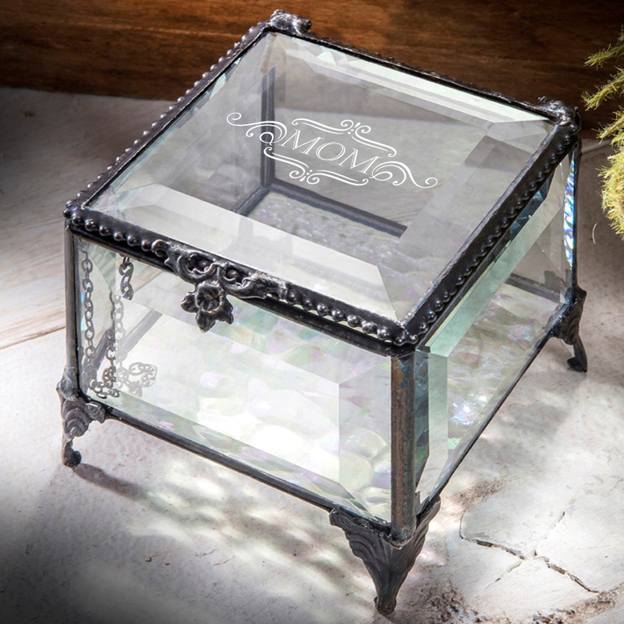 Keepsake Box Engraved with MOM | Box 326 EB239