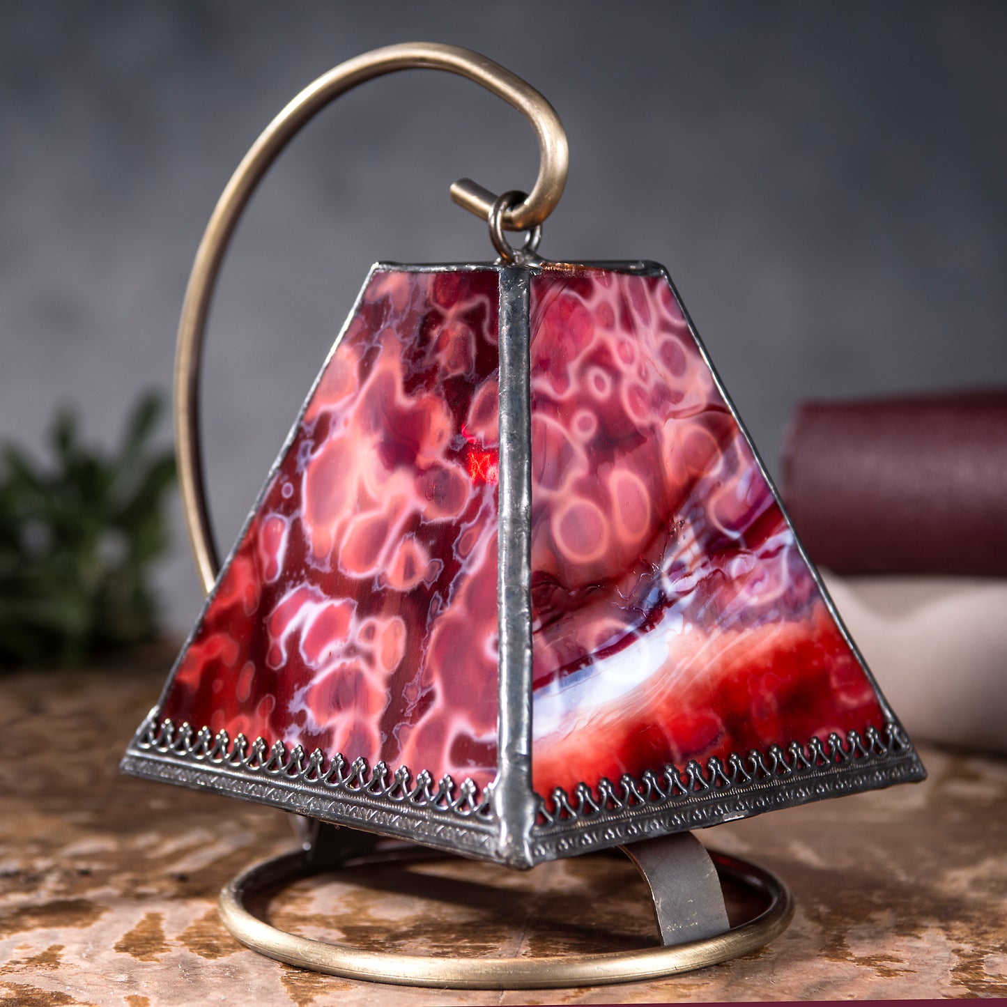 Red Stained Glass Accent Lamp or Night Light | LAM  718-1
