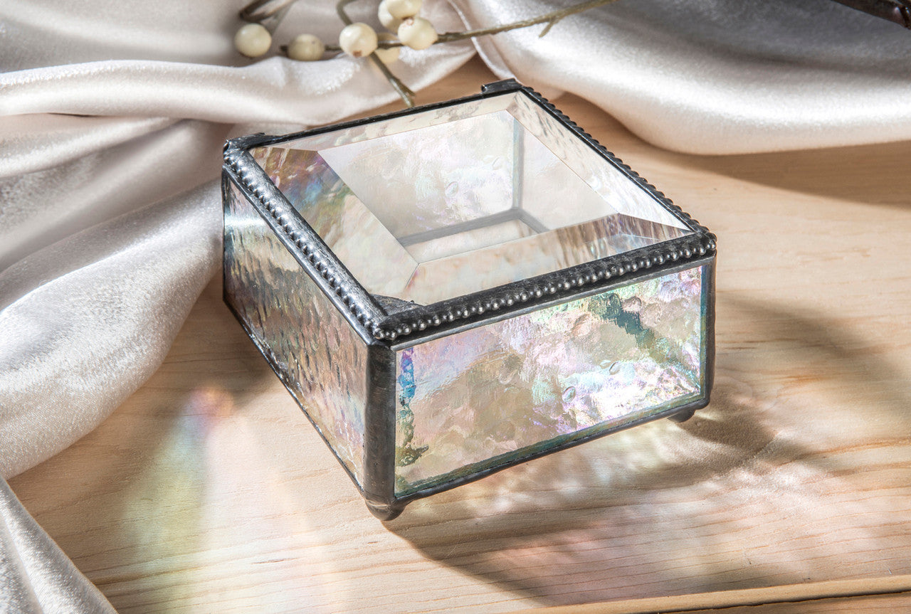 Clear Iridescent Decorative Glass Box 909