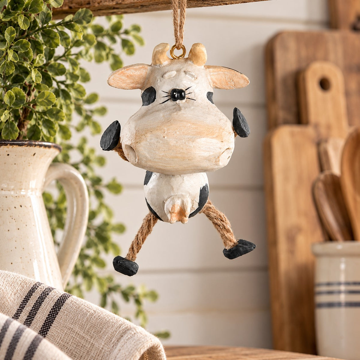Cow Ornament -Farm Animal - Bert Anderson - Bac 028