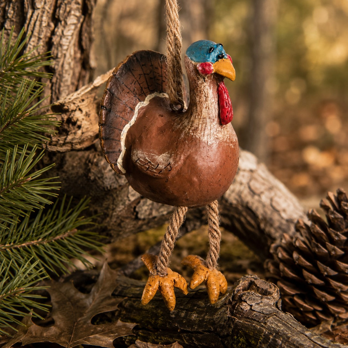 Hand-panted turkey ornament gift fo rhuntrs bird lovers and outdoorsmen.