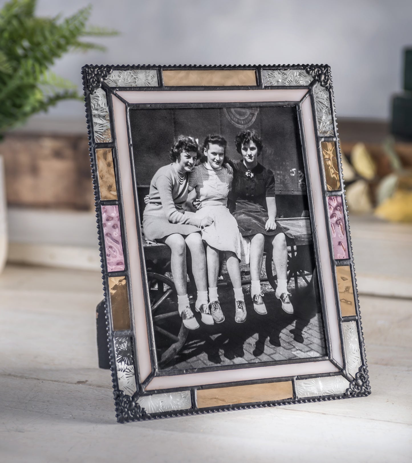 Classic Ivory, Peach & Florentine Picture Frame — 4x6, 5x7 & 8x10 | Pic 454 Series