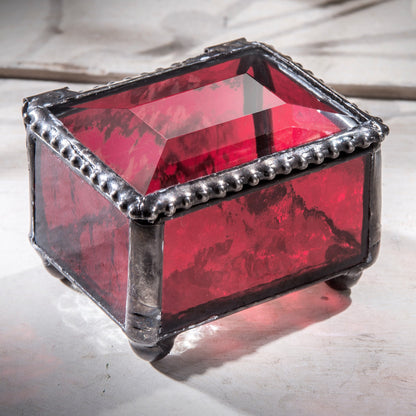 Small Red Glass Ring Box 325-4