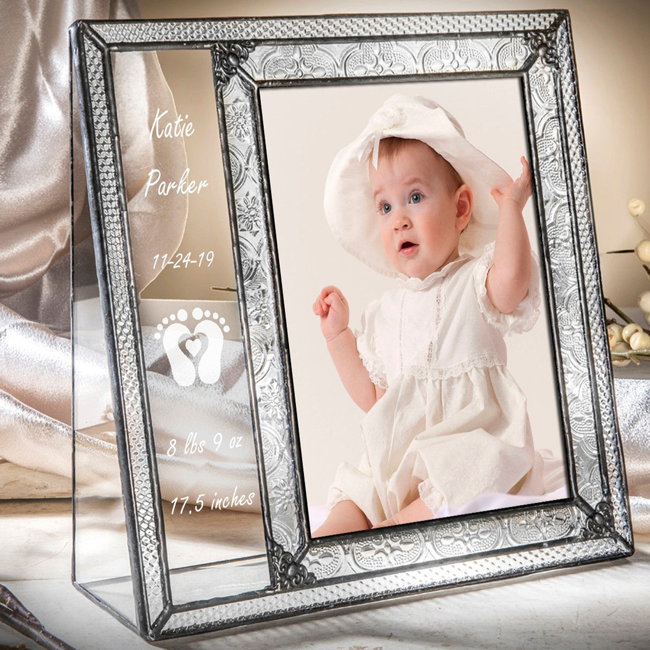 Vintage Baby Frame Personalized Gift by J Devlin | Pic 393-57V EP636